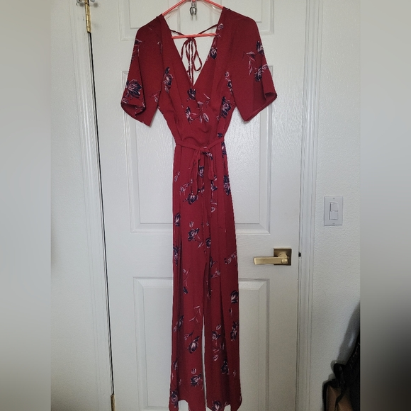 Floral jumpsuit - Picture 2 of 2